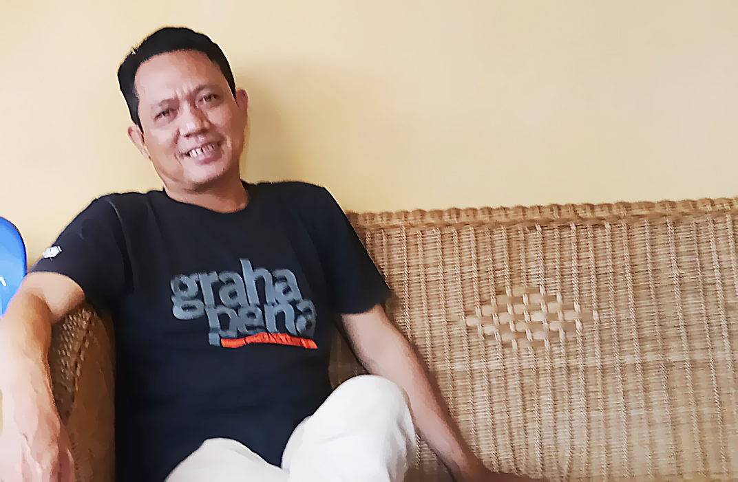 Profile Denny Setiawan