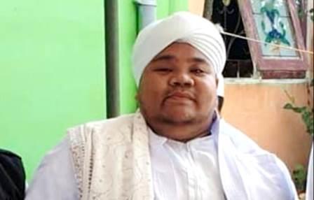 Almarhum Al Habib Nurrahman bin Alawi Bahasyim meninggal di usia 26 tahun bermakam di Jambal Tarim. Senin (1/5/2023) foto : koranbanjar.net