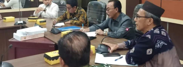 Rapat Dengar Pendapat Perihal Lahan Enclave di Kecamatan Aranio