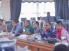 Sekretaris Komisi I DPRD Kalsel, Suripno Sumas menerima rombongan Tim Percepatan Pemekaran Calon Kabupaten Tanah Kambatang Lima, Jumat (9/6/2023). (Foto: Humas DPRD kalsel/Koranbanjar.net)