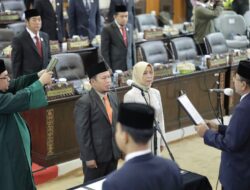 Rapat Paripurna Pelantikan PAW Anggota DPRD Kalimantan Selatan