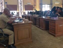 Gaji Tak Kunjung Naik, Guru Hononer Curhat ke DPRD Balangan