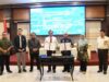 Penandatanganan nota kesepahaman antara Bupati HSS Achmad Fikry dengan Rektor Universitas Brawijaya Prof Widodo, bertempat di Ruang Jamuan Lantai VI Gedung Rektorat Universitas Brawijaya (UB), Selasa (8/8/2023). (Foto: Kominfo Hulu Sungai Selatan/Koranbanjar.net)