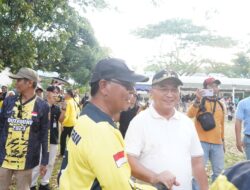 Bupati Achmad Fikry Sambut Rombongan Turdes Paman Birin di SMAN 1 Angkinang