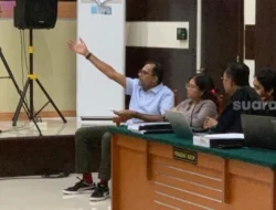 Jaksa Minta Bukti Luhut Main Tambang di Papua, Haris Azhar: Ini Kan Podcast, Bukan Sidang Skripsi