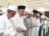 Salat hajat yang digelar Pemkab HSS dalam rangka memperingati Hari Jadi ke-73 Provinsi Kalimantan Selatan dan Hari Ulang Tahun ke-78 Republik Indonesia, Selasa (15/8/2023). (Foto: Kominfo Hulu Sungai Selatan/Koranbanjar.net)