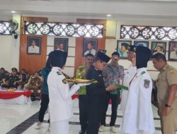 Sekda Kotabaru Kukuhkan Paskibraka dan Duta Pancasila 2023