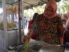 Pelaku UMKM di antaranya pedagang bakso turut meriahkan puncak Hadi Jadi Kabupaten Banjar, Rabu (30/8/2023) di Martapura. (Sumber Foto: Kominfo Kabupaten Banjar/Koranbanjar.net)