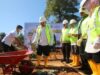 Peletakan batu pertama pembangunan UPT Laboratorium Kesehatan Daerah (Labkesda) Kabupaten Banjar, dilakukan Wakil Bupati Banjar Said Idrus Al Habsyie, Rabu (6/7/2022) pagi. (Sumber Foto: Kominfo Kabupaten Banjar/Koranbanjar.net)