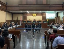 Terungkap! Grup Judi ‘Salju’ Para Tersangka Kasus BTS Kominfo