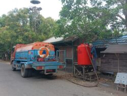 BPBD Kabupaten Banjar Distribusi Air di Kecamatan Astambul
