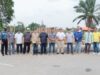 Komisi III DPRD Kalsel dan mitra terkait melakukan peninjauan pembangunan jembatan penghubung antar dua kabupaten, yakni Kabupaten Barito Kuala dan Kabupaten Banjar, Jumat (15/9/2023). (Foto: Humas DPRD Kalsel/Koranbanjar.net)