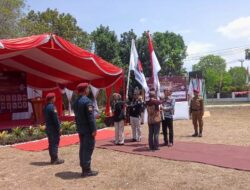 Kirab Serah Terima Bendera Pemilu 2024 di Martapura