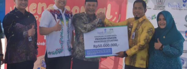 Pj Bupati Mujiyat Salurkan Bantuan Pencegahan Stunting