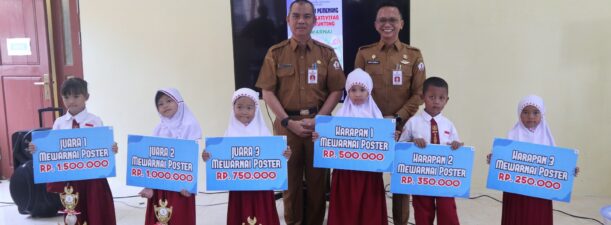 Diskominfo Batola Serahkan Hadiah Lomba Kreativitas Cegah Stunting