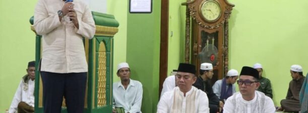 Mujiyat Hadiri Peringatan Nuzulul Quran di Masjid Nurul Anwar Marabahan