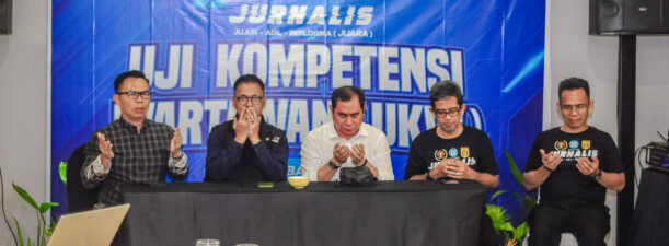 PWI Kota Banjarbaru Sukses Cetak 22 Wartawan Berkompeten