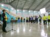 Pj Bupati HSS Hermansyah membuka turnamen bulu tangkis yang digelar Korpri HSS, Jumat (8/11/2023). (Foto: Prokopim HSS/Koranbanjar.net)