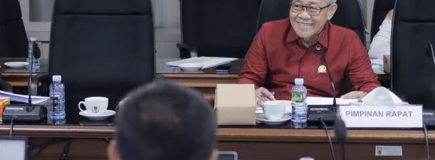 Komisi II Setujui Rencana Hibah Alkes Pemprov Kalsel ke Pemkab Tanbu