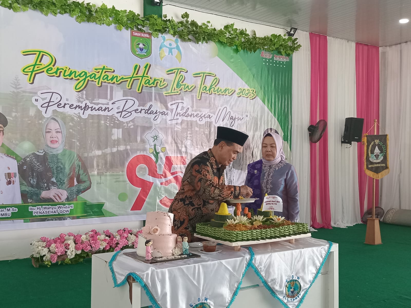 Kabupaten Tanah Bumbu Peringati Hari Ibu Ke 95 Tahun 2023 Di Pendopo