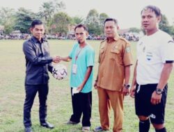 Hanil Tamzid Hadiri Turnamen Sepakbola di Kecamatan Halong