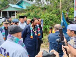 Surya Paloh Diundang Jokowi di Istana Kepresidenan di Jakarta