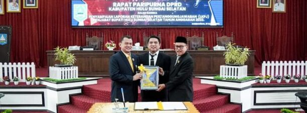 Pj Bupati HSS Sampaikan LKPJ 2023 ke DPRD