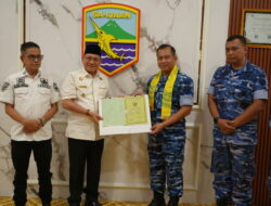 Danlanud Sjamsudin Noor Banjarmasin Terima Hibah dari Bupati Kotabaru