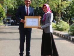 Momen Hari Kebangkitan Nasional, Pemkab Banjar Menerima Sertifikat Kabupaten Bebas Frambusia