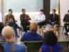 Direktur Utama PLN, Darmawan Prasodjo (kiri), Head of JETP Indonesia Secretariat, Paul Butarbutar (kedua dari kiri), Director of Clime Capital, John Colombo (tengah), Associate Professor/Academics Director, United In Diversity (UID), Shobi Lawalata (kedua dari kanan) dan Country Director, Indonesia Resident Mission, Asian Development Bank, Jiro Tominaga (kanan) ketika menjadi panelis dalam Deepdive Session di sela agenda Tri Hita Karana - World Economic Forum yang digelar di Bali, Minggu (19/5/2024). (Foto: PLN Persero/Koranbanjar.net)