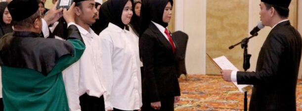 Ketua KPU Kabupaten Banjar Melantik 870 Anggota PPS