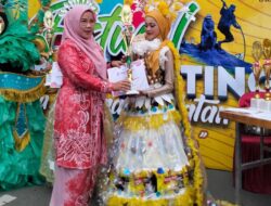 Recycle Fashion Week HSS, Heenny Juara Gaun Kreasi Barang Bekas