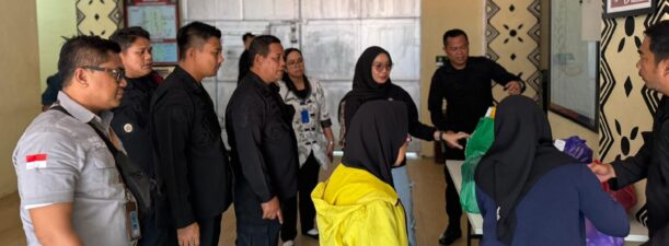 Kegiatan P4GN, BNN Kota Banjarbaru Periksa Barang Titipan WB di Lapas Kelas IIB