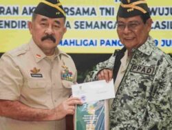 Paman Birin Dikukuhkan Menjadi Anggota Kehormatan PPAD Kalimantan Selatan