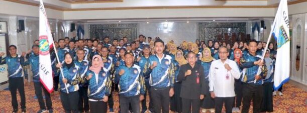 Bupati Saidi Melepas Kontingen PGRI Kabupaten Banjar Mengikuti Porseni