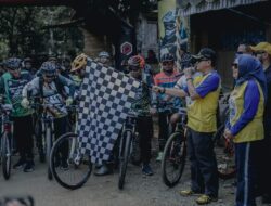 Pj Bupati HSS Lepas Peserta Jambore Sepeda Gunung