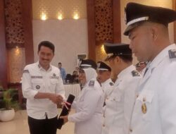 Ratusan Pambakal di Kabupaten Banjar Dikukuhkan Perpanjangan Masa Jabatannya