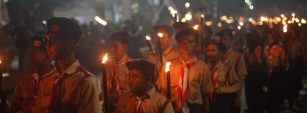 Ratusan Anggota Pramuka Meriahkan Pawai Obor di Kandangan