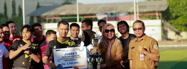 Dinas PUPRP Raih Juara III Turnamen Mini Soccer Piala Bupati Banjar