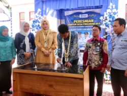 Warga Desa Pingaran Ulu Kecamatan Astambul Memiliki Kantor Baru