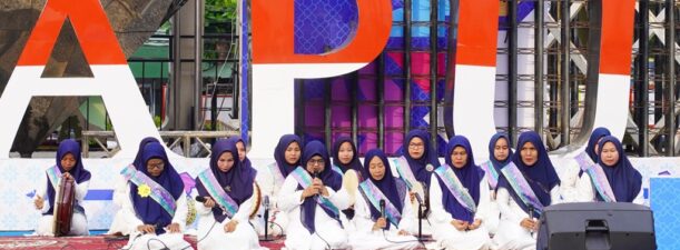 Mauild Habsyi Pada Festival Budaya Banjar di Banjar Expo
