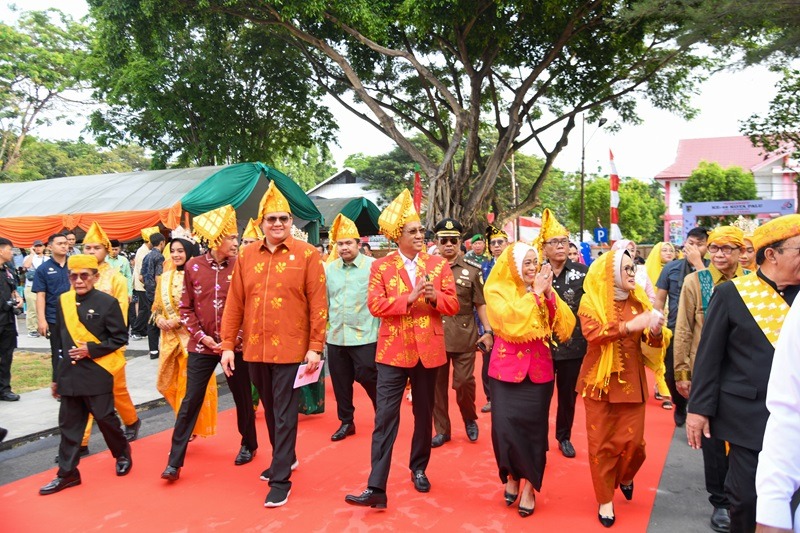 Menteri Hukum dan Hak Asasi Manusia (Menkumham) Supratman Andi Agtas saat menghadiri Hari Ulang Tahun (HUT) ke-46 Kota Palu, Jumat (27/9/024). (Kemenkumham RI/Koranbanjar.net)