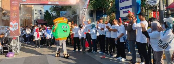 Ribuan Peserta Ikuti KPU Kabupaten Banjar Funwalk Pilkada