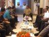 Suasana diskusi saat kegiatan Audiensi jajaran Manajemen PLN UID Kalselteng yang dipimpin langsung oleh GM PLN UID Kalselteng Ahmad Syauki (duduk depan kiri) dan disambut oleh Kapolda Kalteng, Irjen Djoko Poerwanto di markas Polda Kalteng (tengah) pada Rabu (2/10/2024). (Foto: PLN UID Kalselteng/Koranbanjar.net)