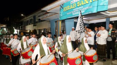 Kirab Santri Diikuti Ribuan Santri dan Santriwati di Martapura