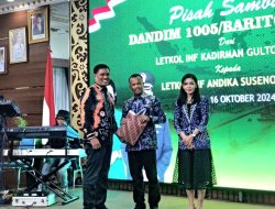 Hadiri Pisah Sambut Dandim 1005/Batola, Sekwan Berikan Cindramata