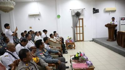 50 Anggota Satlinmas HSS Ikuti Pembekalan Amankan Pilkada