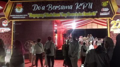KPU Kabupaten Banjar Menggelar Doa Bersama di Alun Alun Ratu Zalecha
