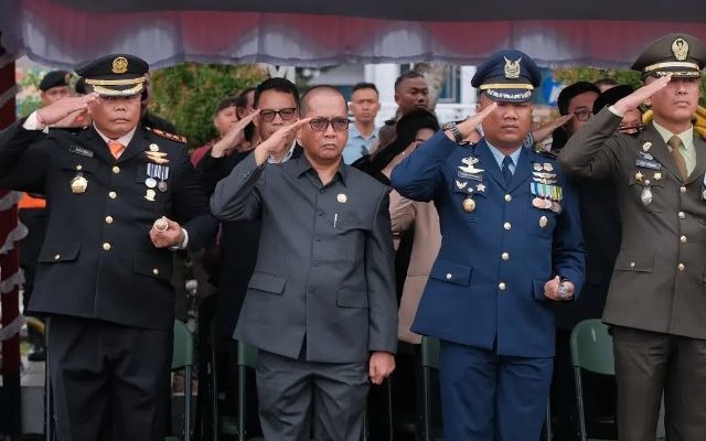 Pimpinan DPRD Kabupaten Banjar Menghadiri Puncak HUT ke 79 TNI