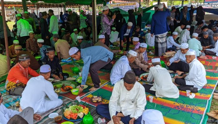 Tradisi Maulid Makan Batalam Warga Banua Lawas Tabalong